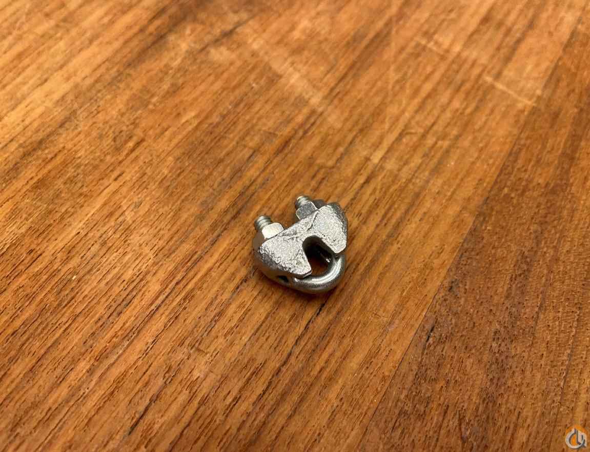 552464 - WIRE ROPE CLAMP