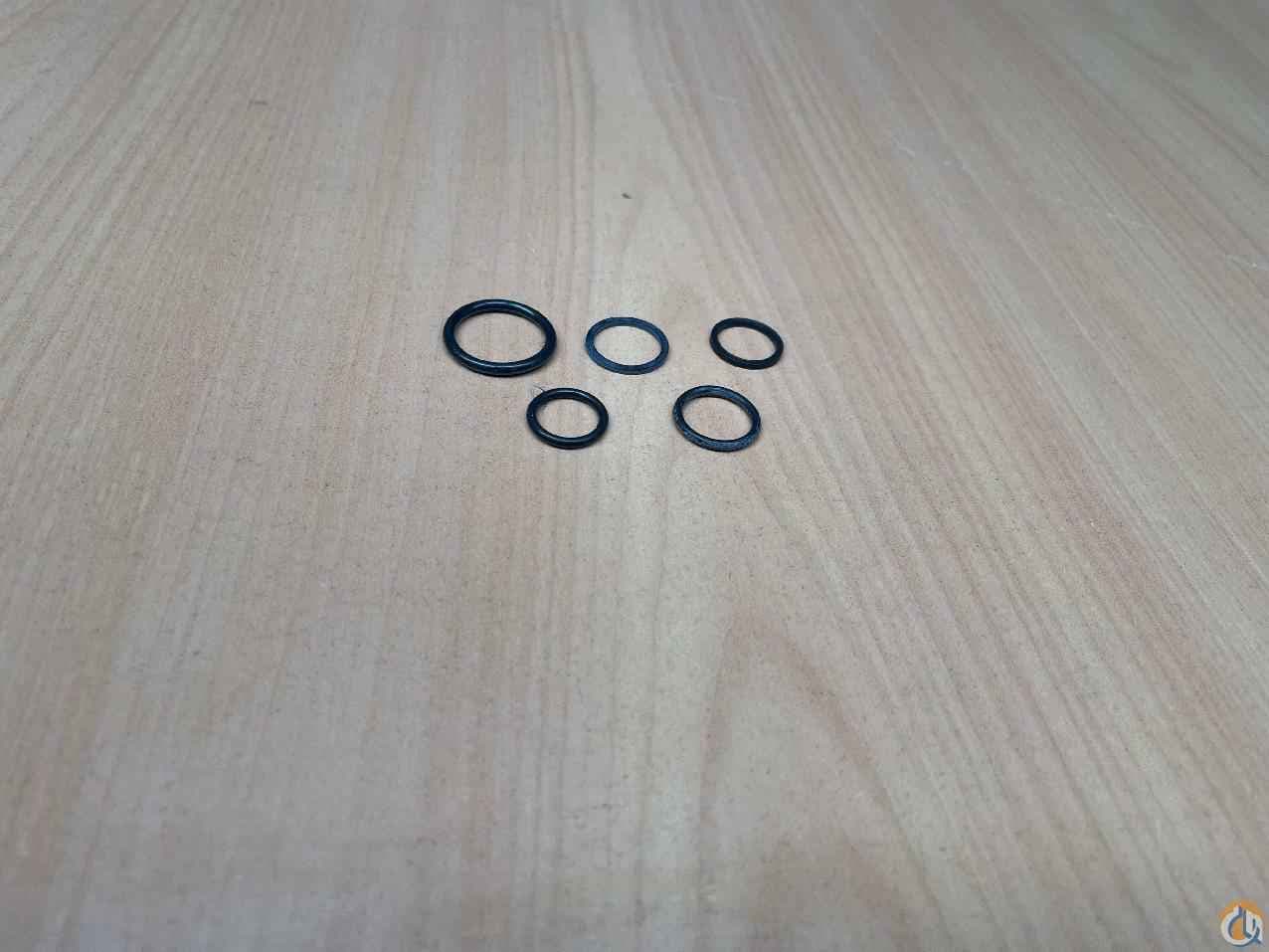 9926106476 - KIT, SEAL