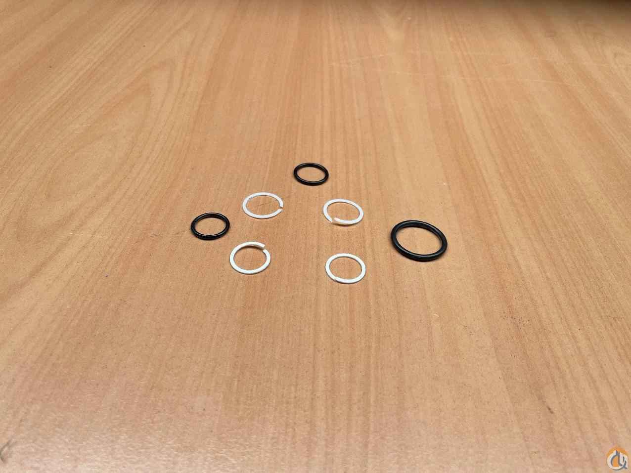 9926106806 - KIT, SEAL