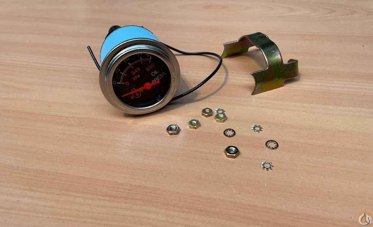 7486000494 - OIL PRESSURE GAUGE