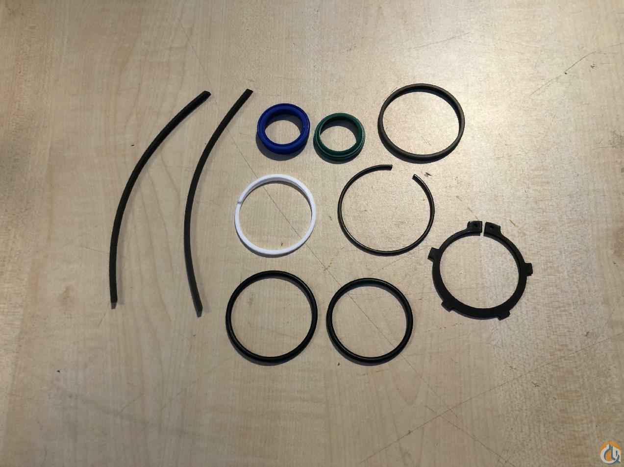 97965973 - SEAL KIT