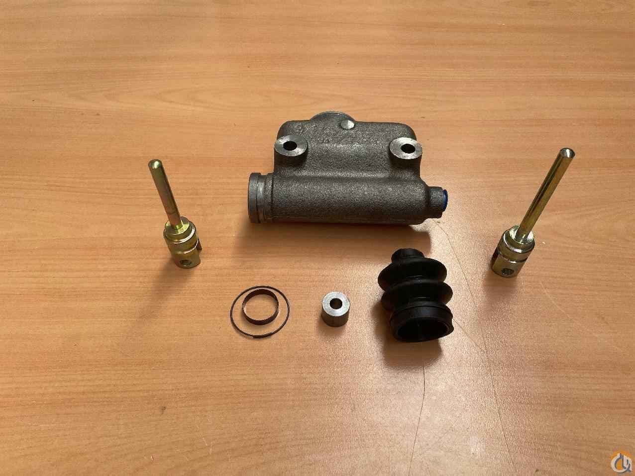 6372000856 - HYD.MASTER CYL.