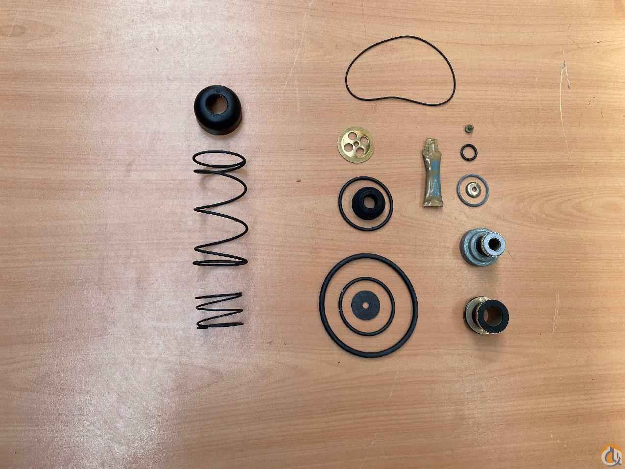 9926101933 - REPAIR KIT