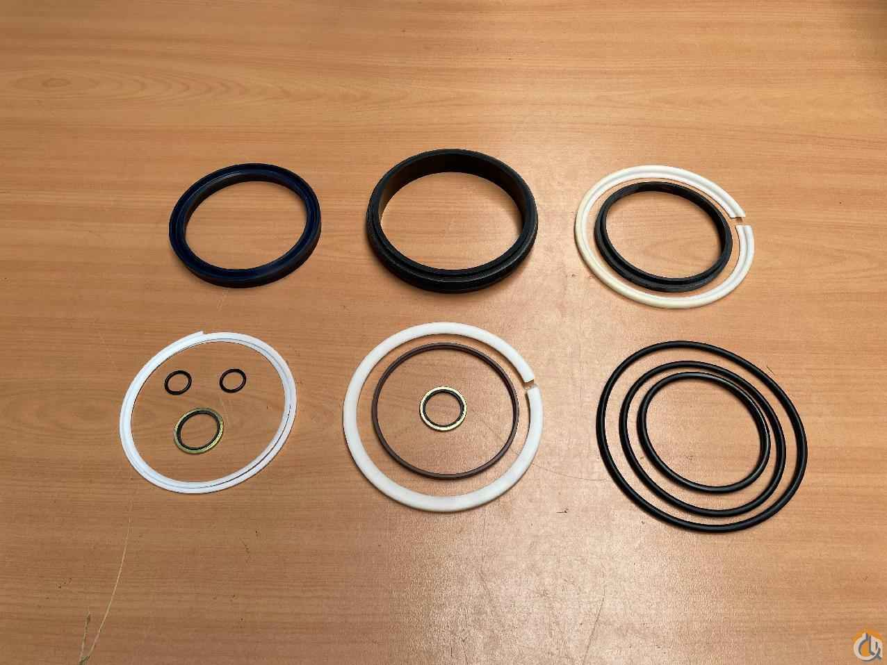 9752990347 - SEAL KIT