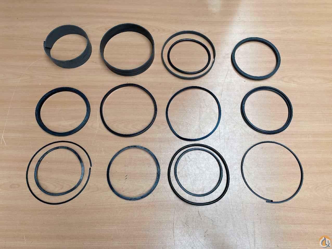 9752100243 - SEAL KIT