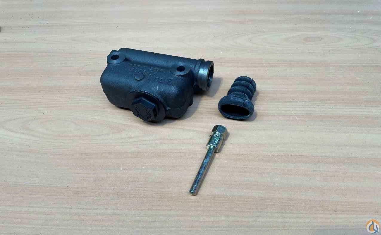 6372001588 - MASTER CYL REWORK