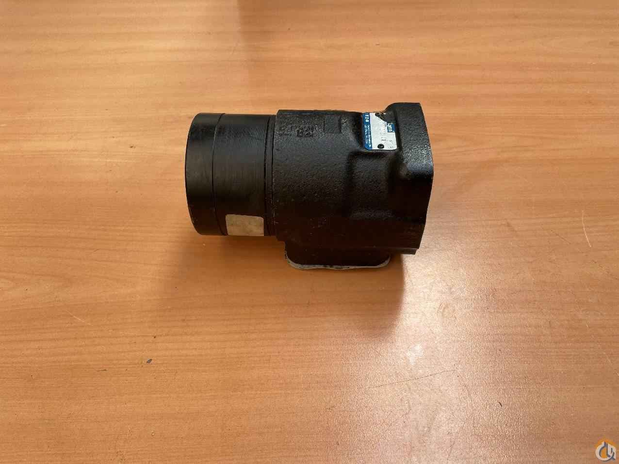 7926001867 - STEERING VALVE