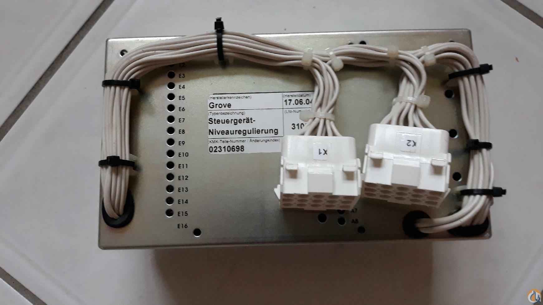 2310698 - PRINTED CIRCUIT BOARD LEVELER