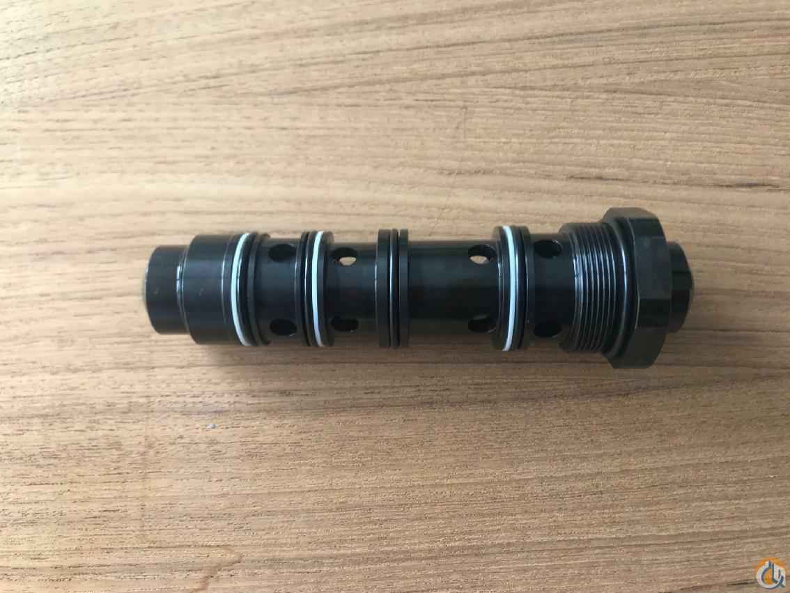 1925540 - HOLD VALVE