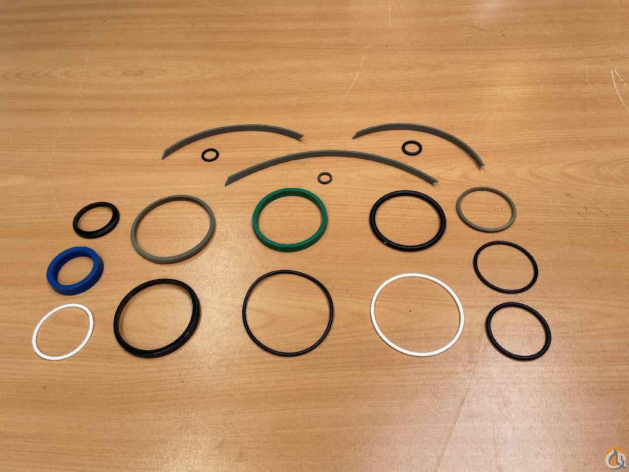 3319614 - SET OF SEALS