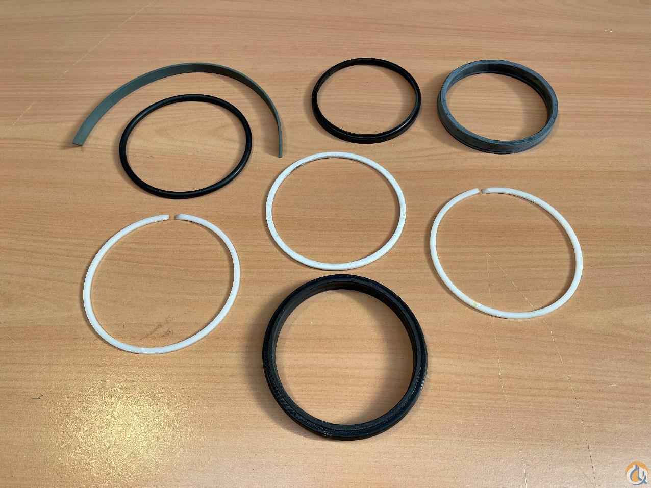 1686379 - DICHTUNGSSATZ 6