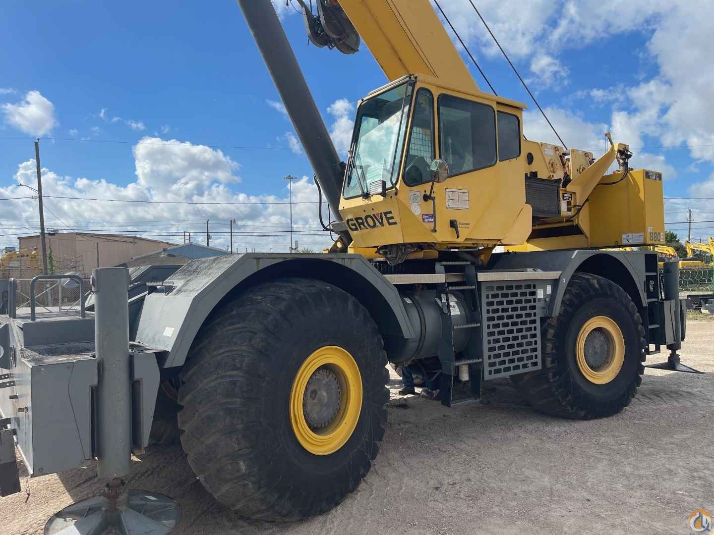 2007 Grove RT880E