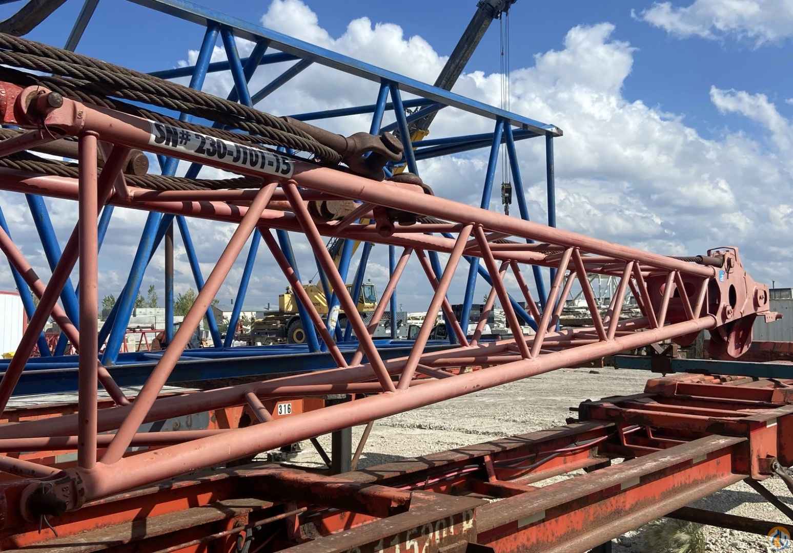 Manitowoc%2C 1 x 30%E2%80%99 %23123 Tubular Jib consists of 1 x 15%27 Base and 1 x 15%27 Tip%3B CranesList ID%3A 1014