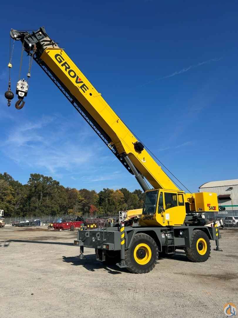 2007 Grove RT540E