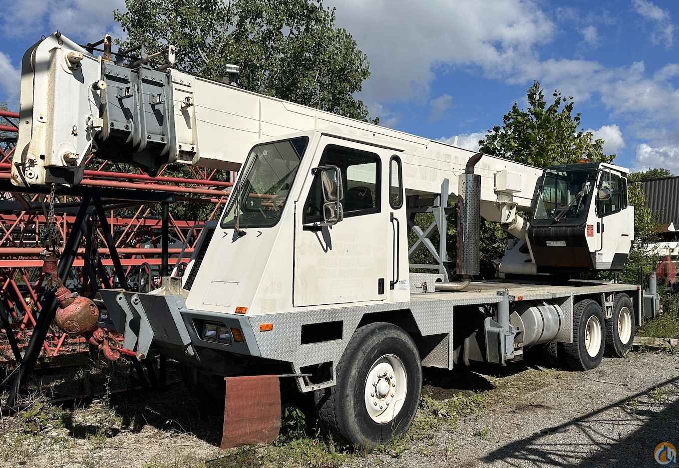 1998 Terex T 230