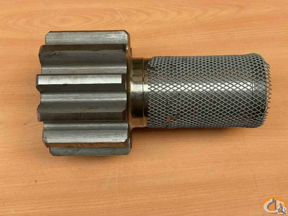 8391417 - SLEW, PINION