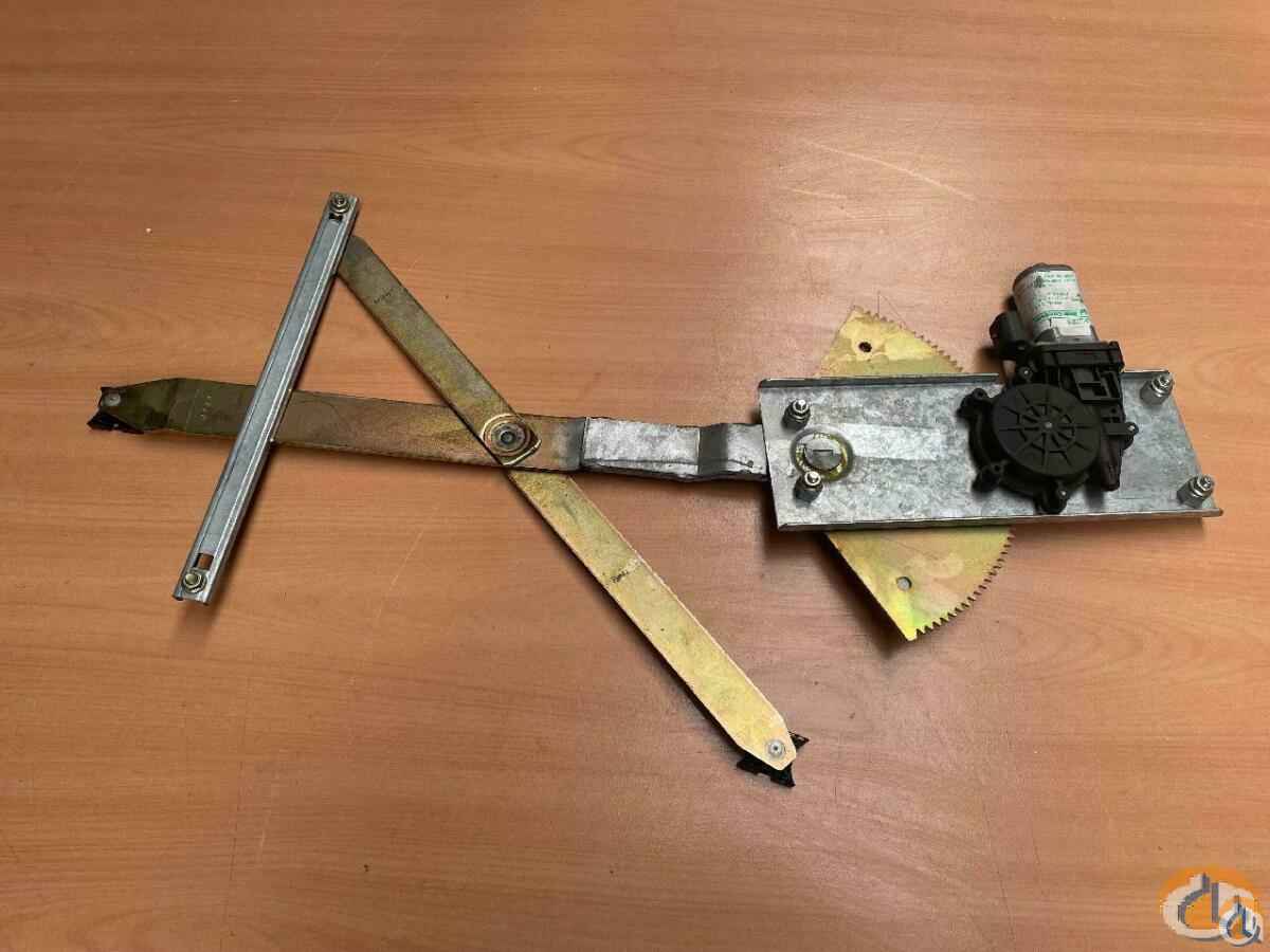 3322870 - WINDOW LIFTER