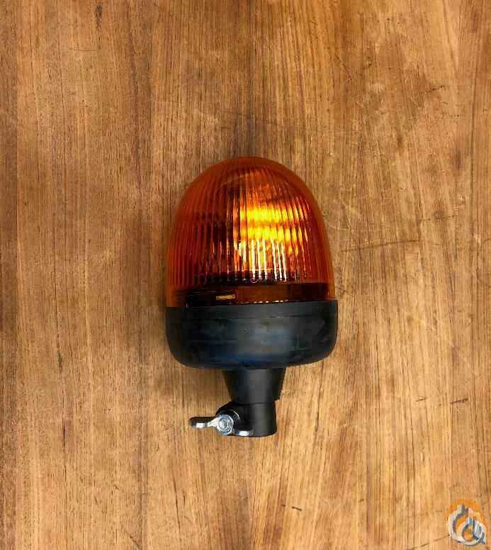 1670611 - ROTARY BEACON