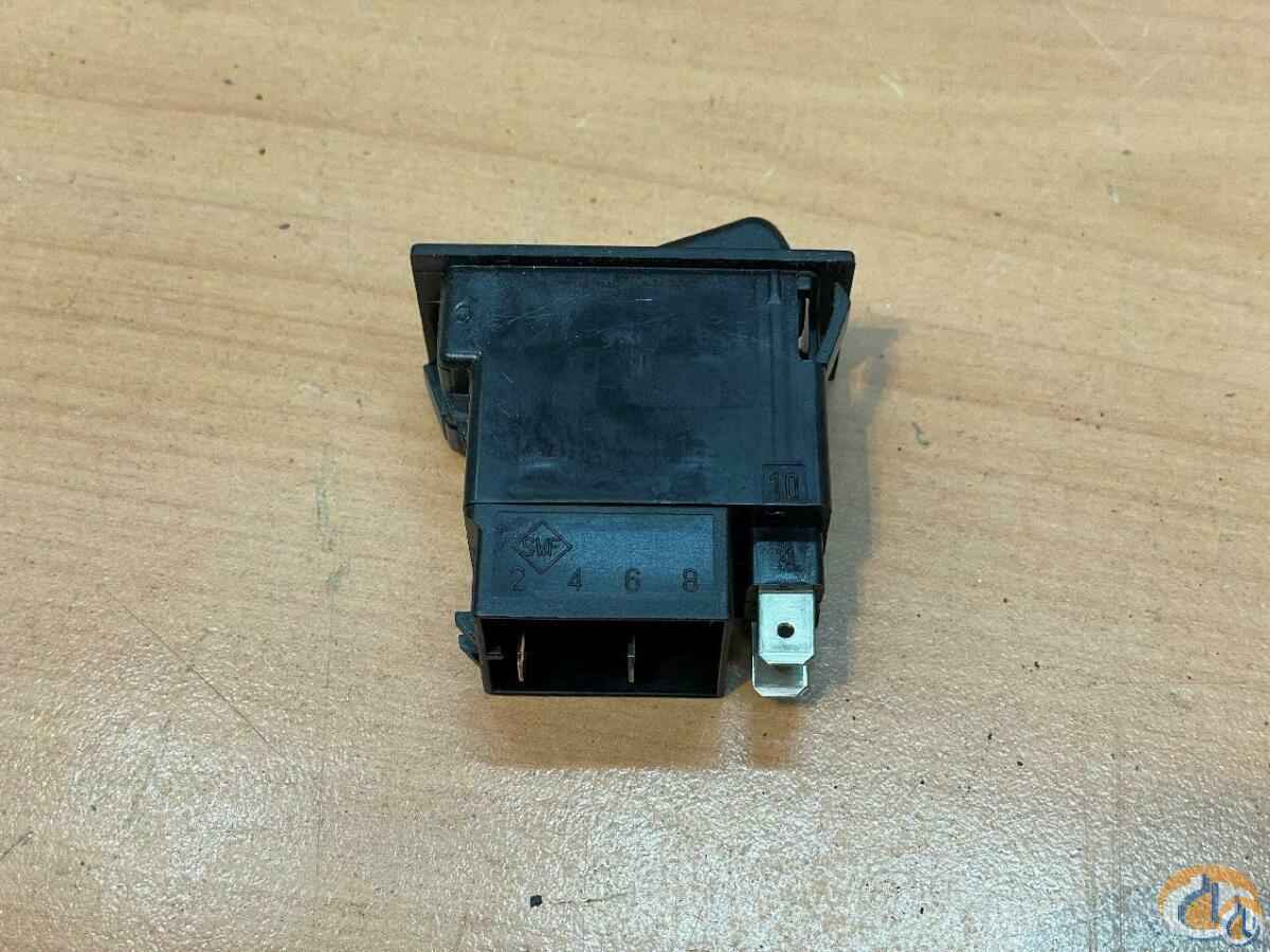 2210202 - TOGGLE SWITCH