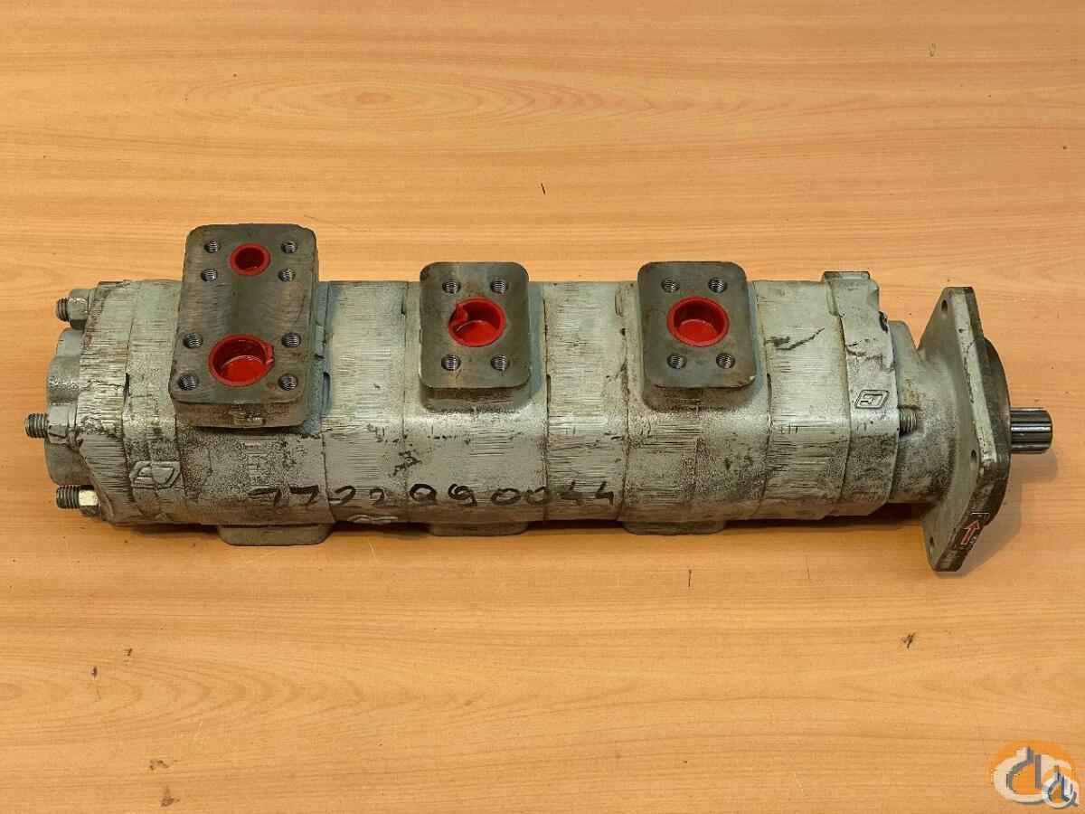 7722990044 - PUMP HYDRAULIC