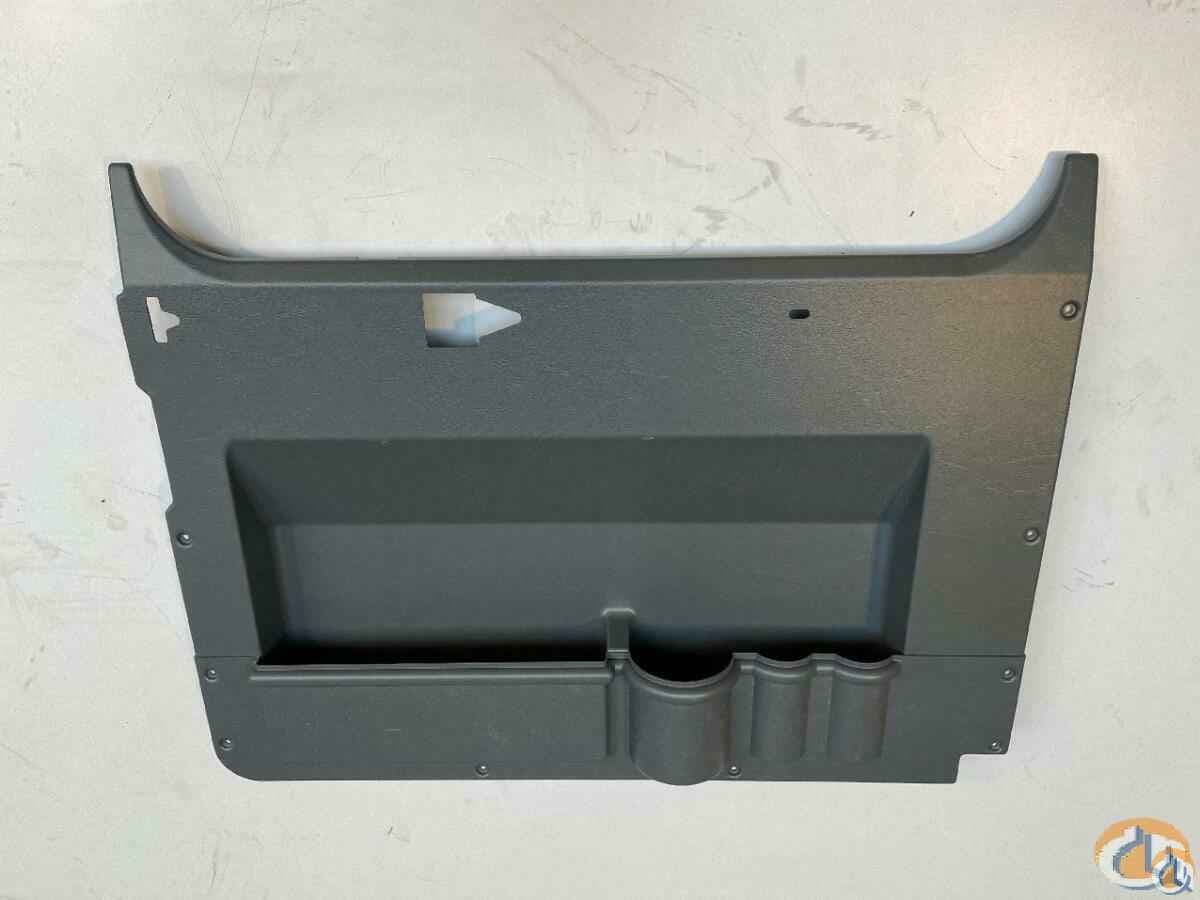 3053042 - DOOR COVERING LEFT