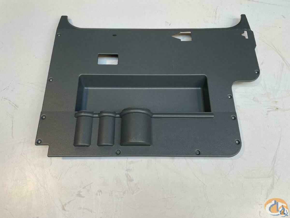 3053044 - DOOR COVERING