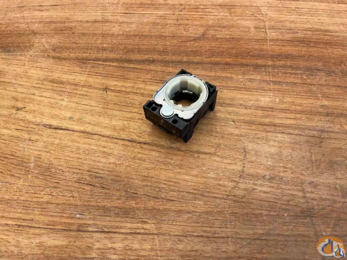 4286161 - HOLDER SWITCH ELEMENTS