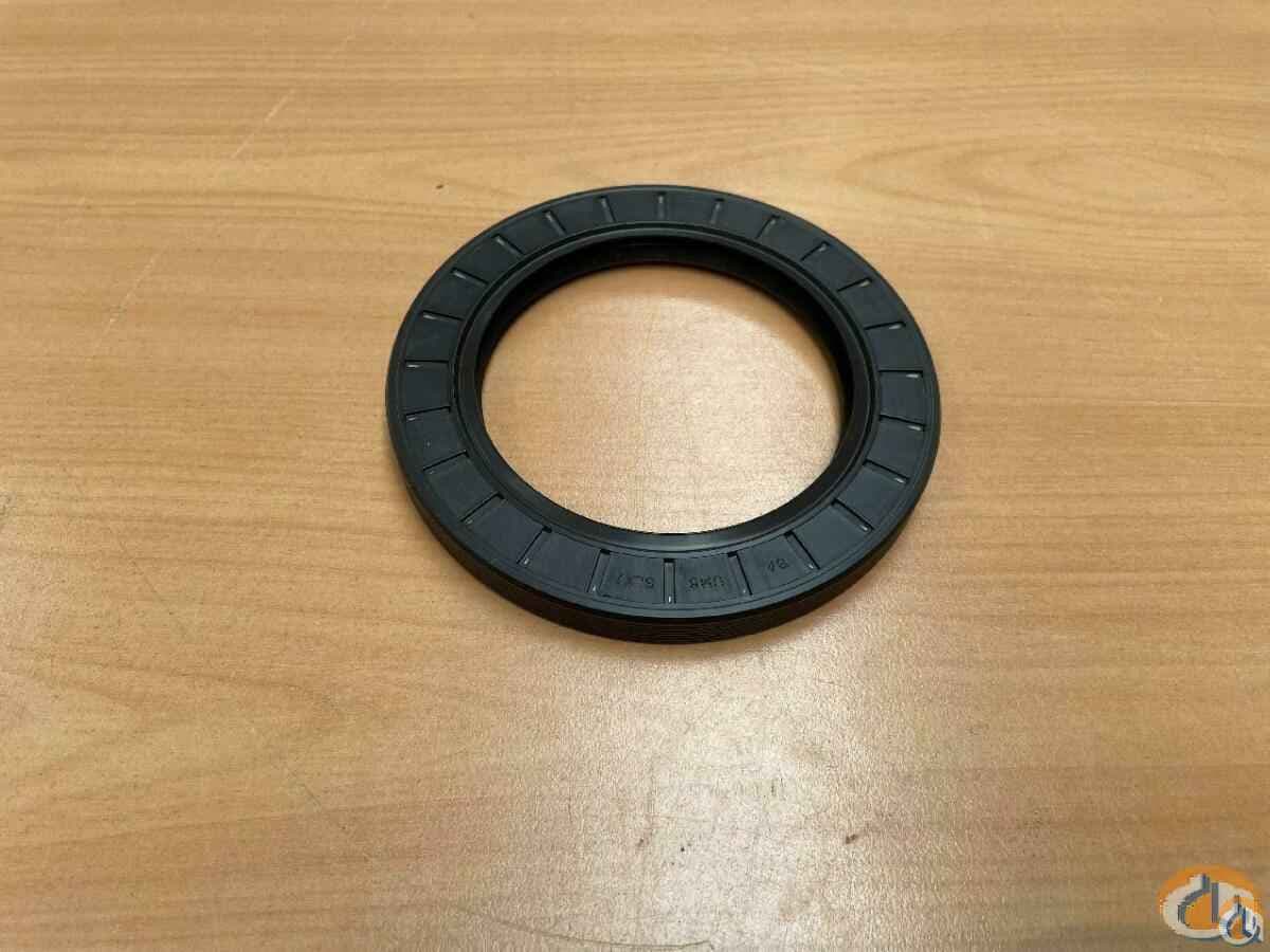 2313411 - SHAFT SEALING RING