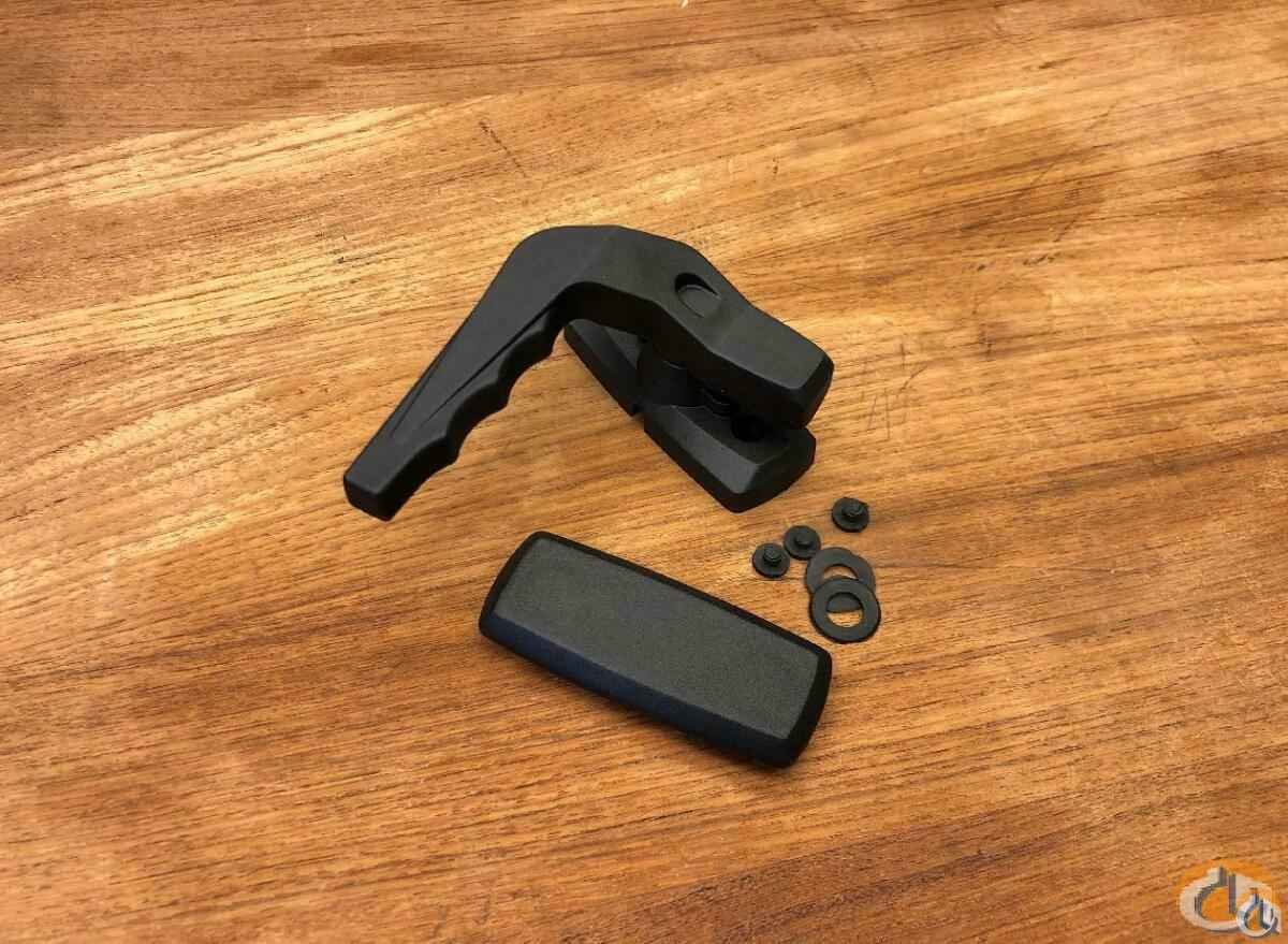 3326367 - WINDOWS GRIP, RIGHT