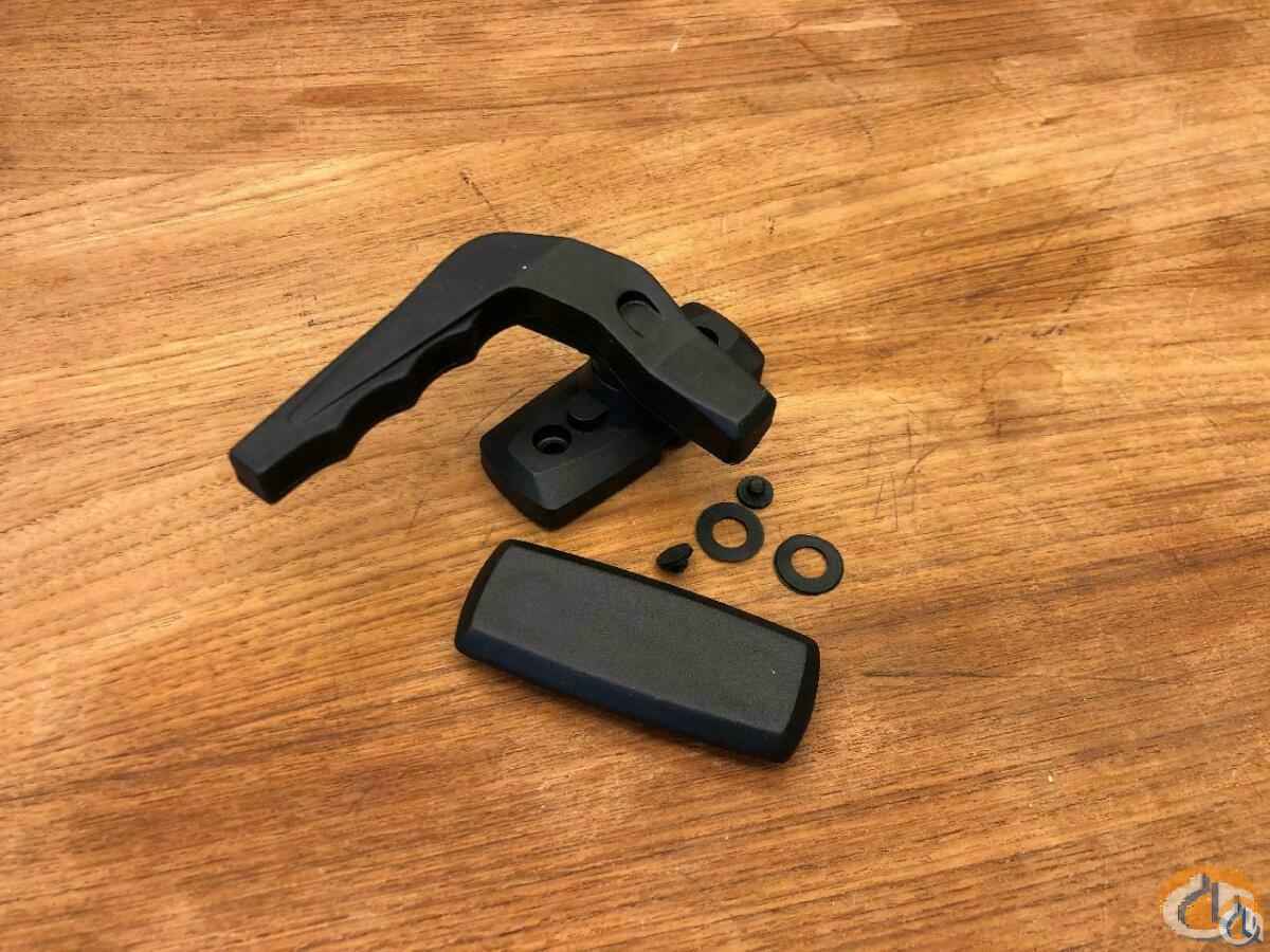 3326368 - WINDOWS GRIP, LEFT