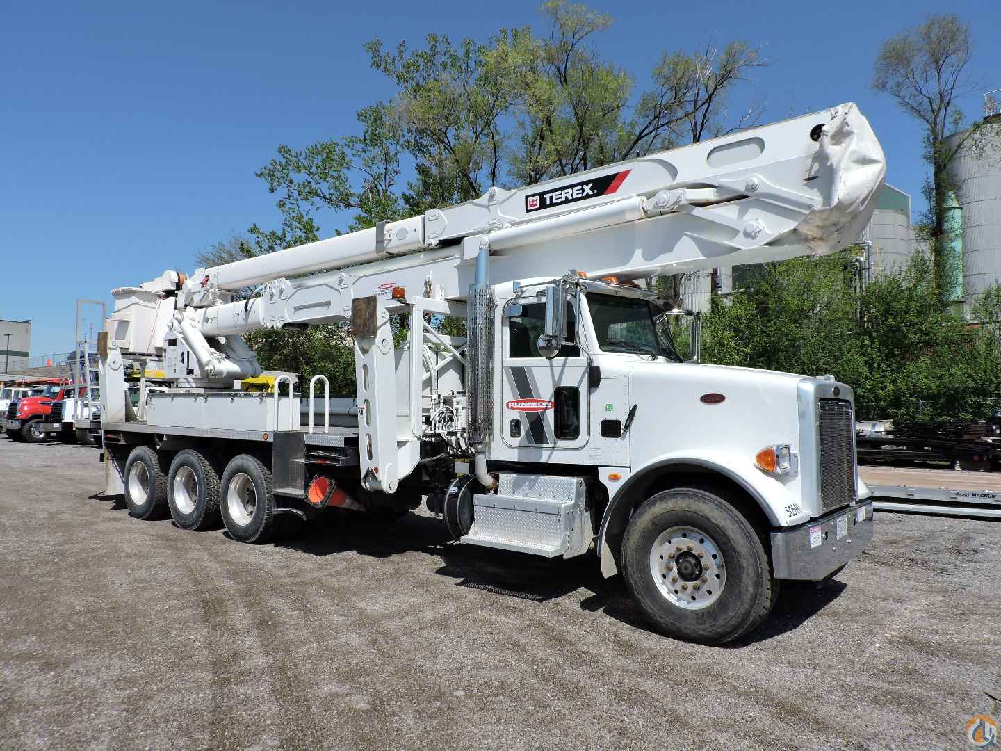 2017 Terex TM125