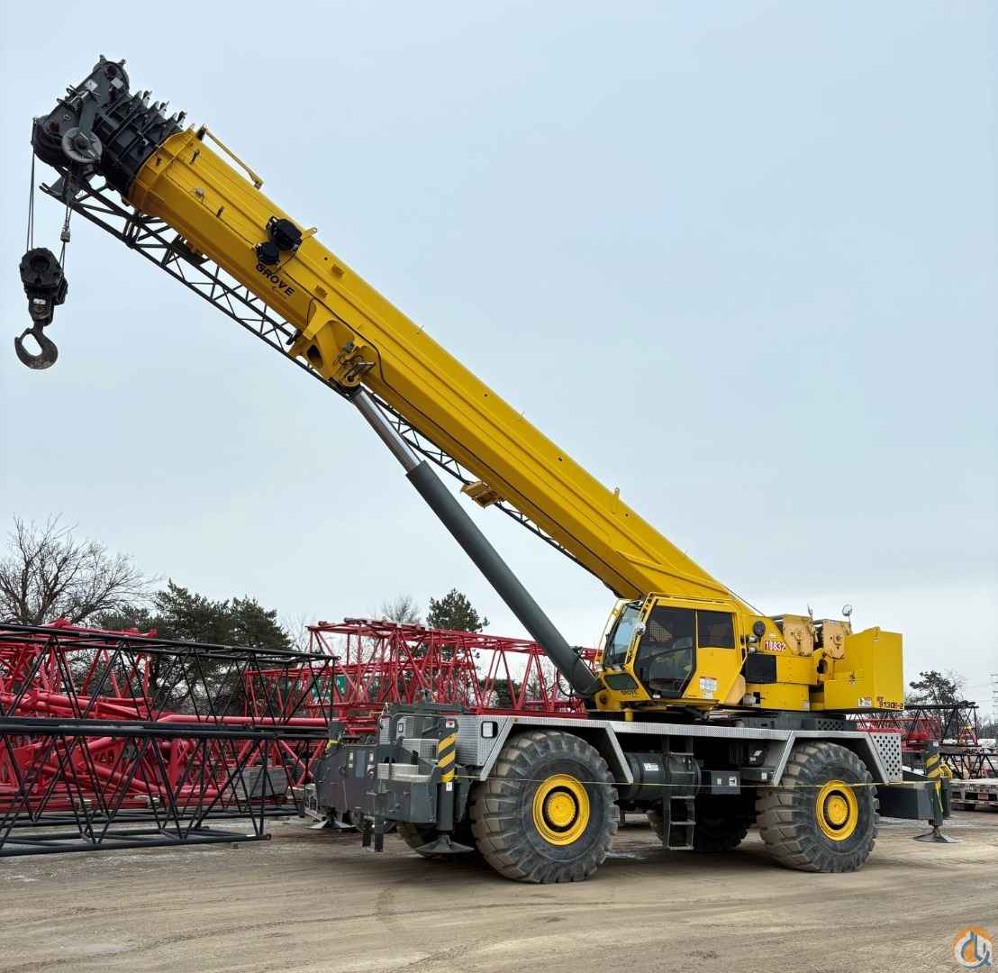 2013 Grove RT9130E