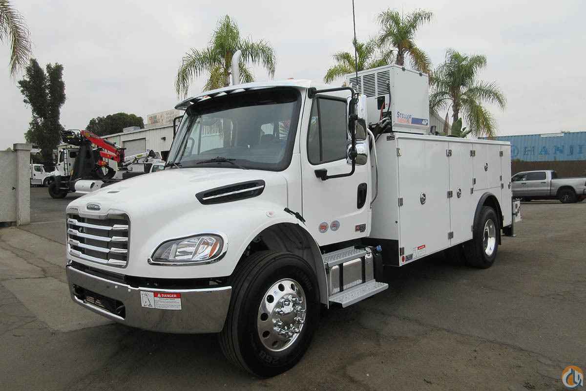 2025 Stellar 12630 TMAX 2-14 service body