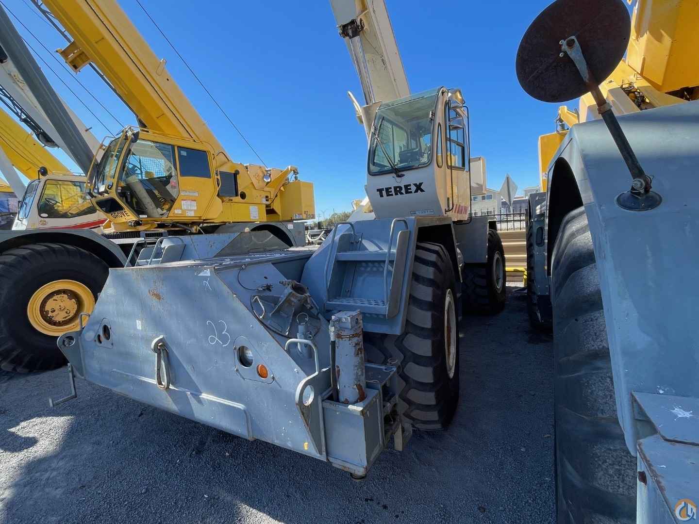 2001 Terex RT 335