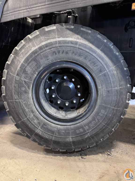 Michelin X-Crane 525/80 R25