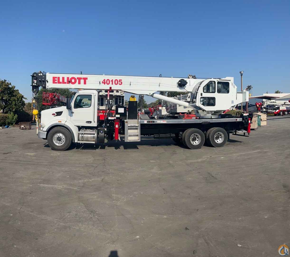 2023 Elliott 40105R