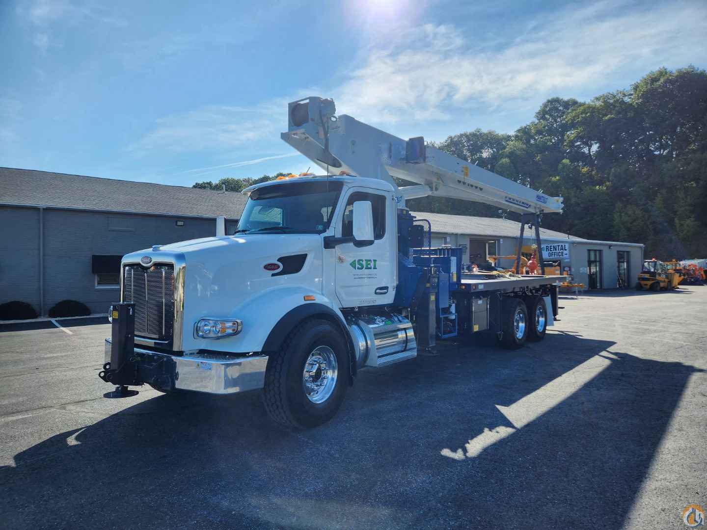 2023 Manitex 30100 C