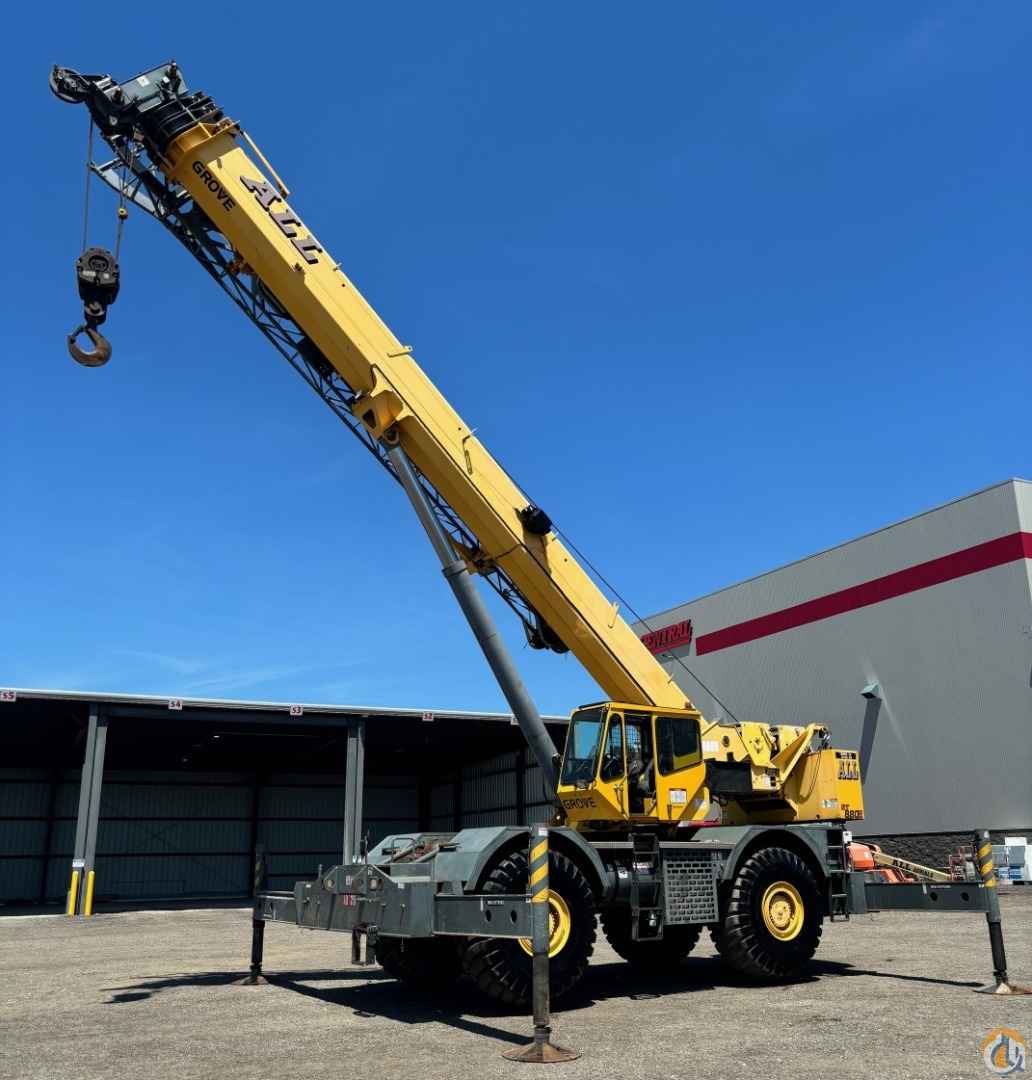 2009 Grove RT880E