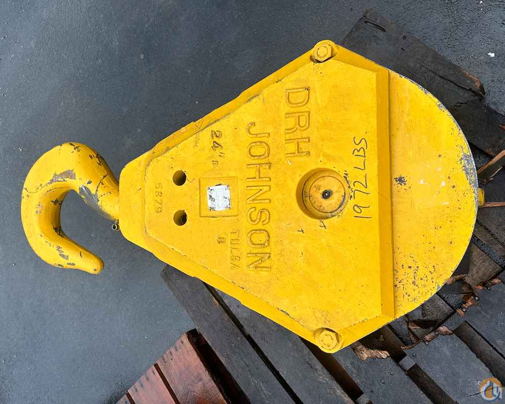 60 ton load block%2C 1 in. wire rope%2C 3 sheaves