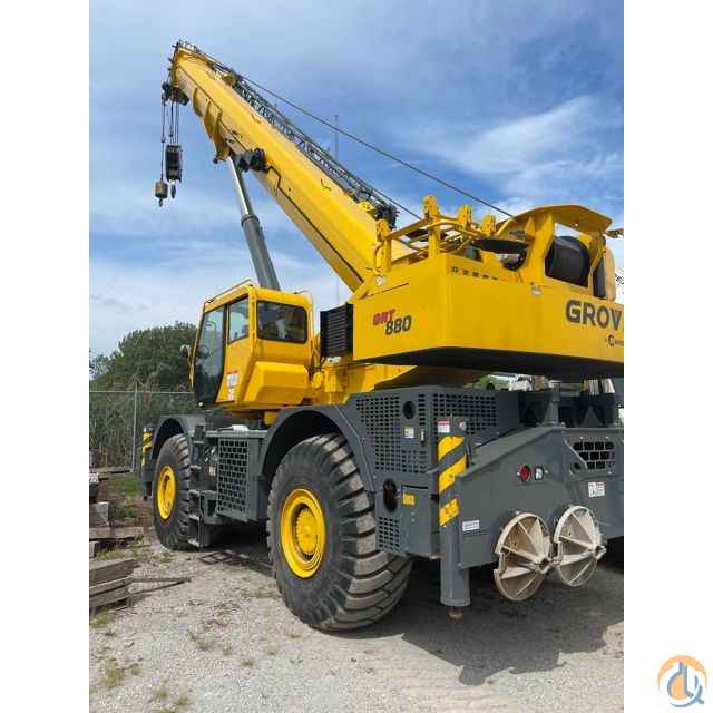 2020 Grove GRT880