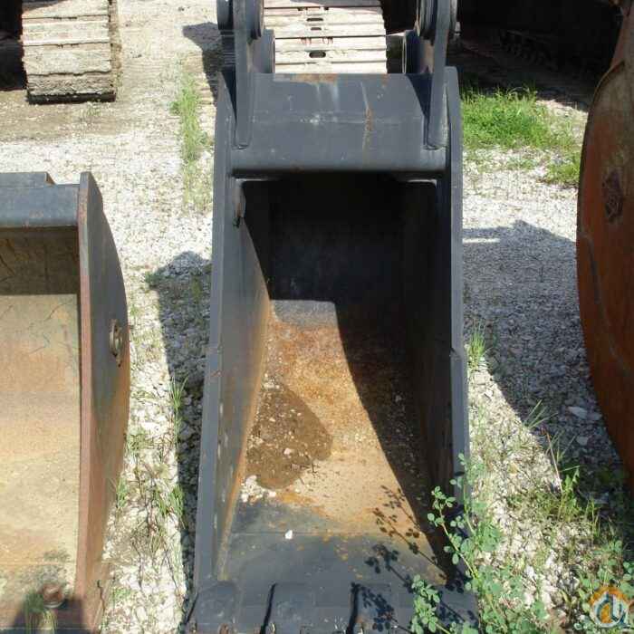 DAEWOO/DOOSAN S225LC-V 24 INCH BUCKET S001292
