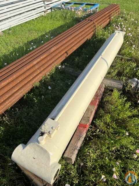 Boom Lift Cylinder Terex RT670-1