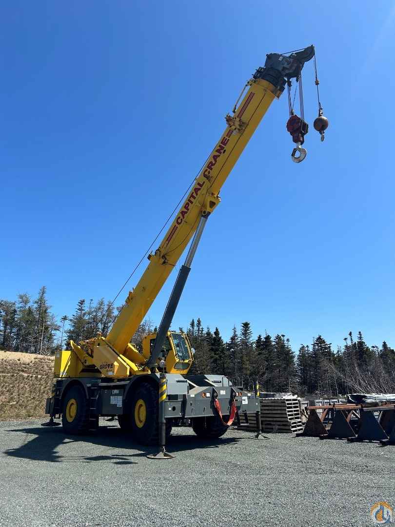 2012 Grove RT880E