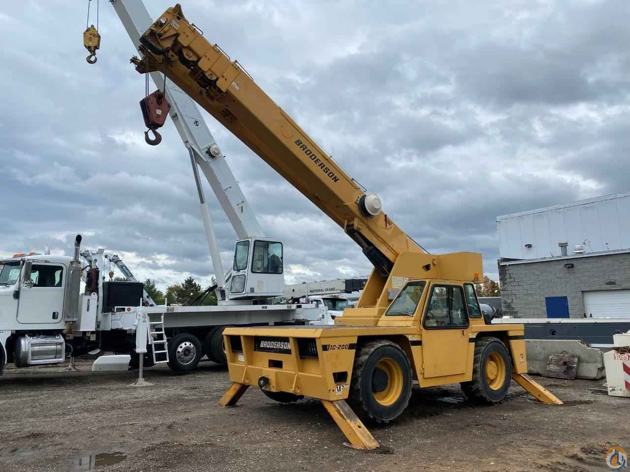 2005 Broderson IC-200-3F