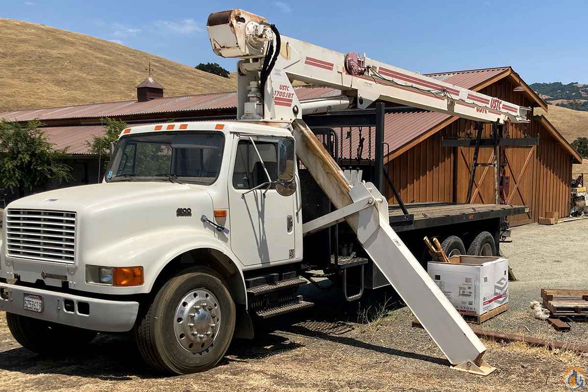 1997 JLG 1700JBT