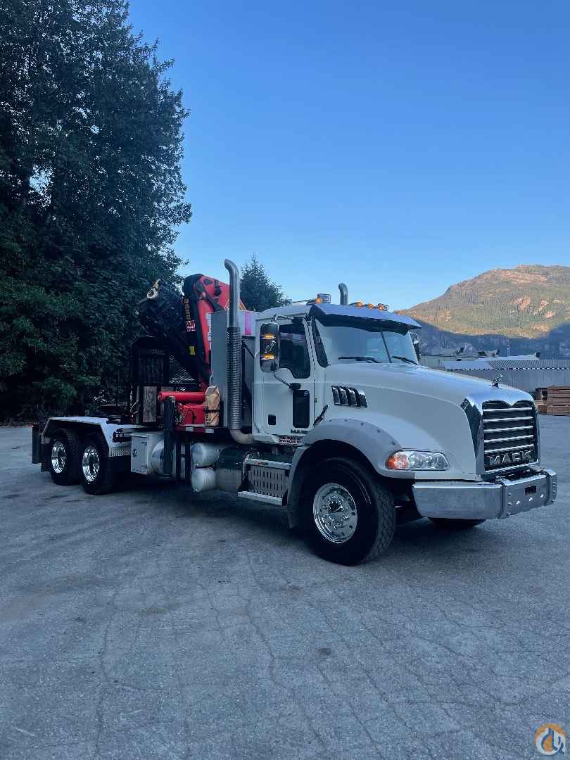 2014 Palfinger PK 33002 EH