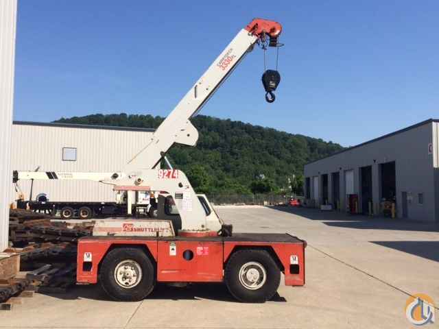 2005 Shuttlelift 3330FL