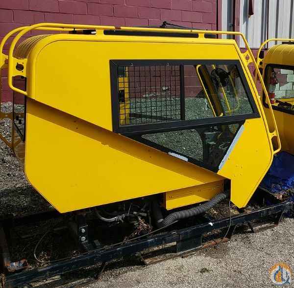 Manitowoc Cab Assembly