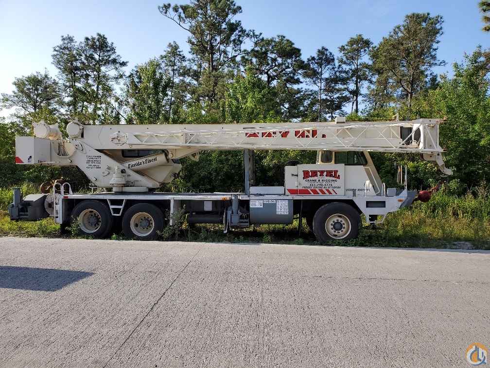 1998 Terex T 230