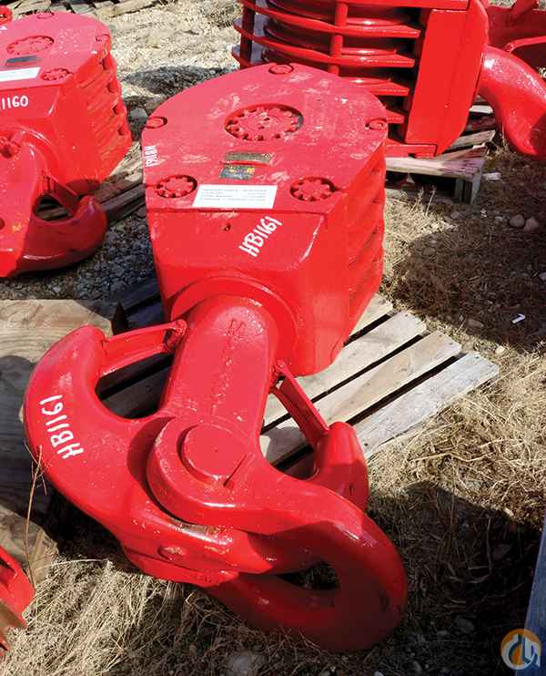 HB1160 - Block Hook 125 Ton 4-Sheave 24" Diameter 1-1/8" Wire Rope